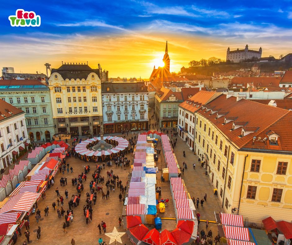 Jarmarki Bożonarodzeniowe w Miastach Europy Slowacja Bratyslawa.jpg